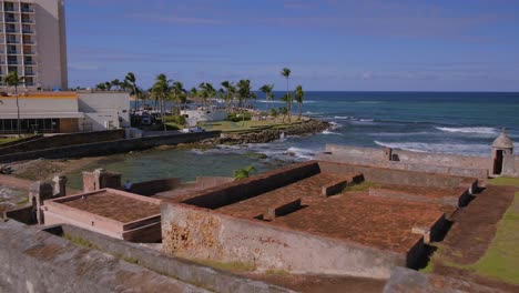 Dröhnende-Fort-San-Geronimo-In-San-Juan-Puerto-Rico