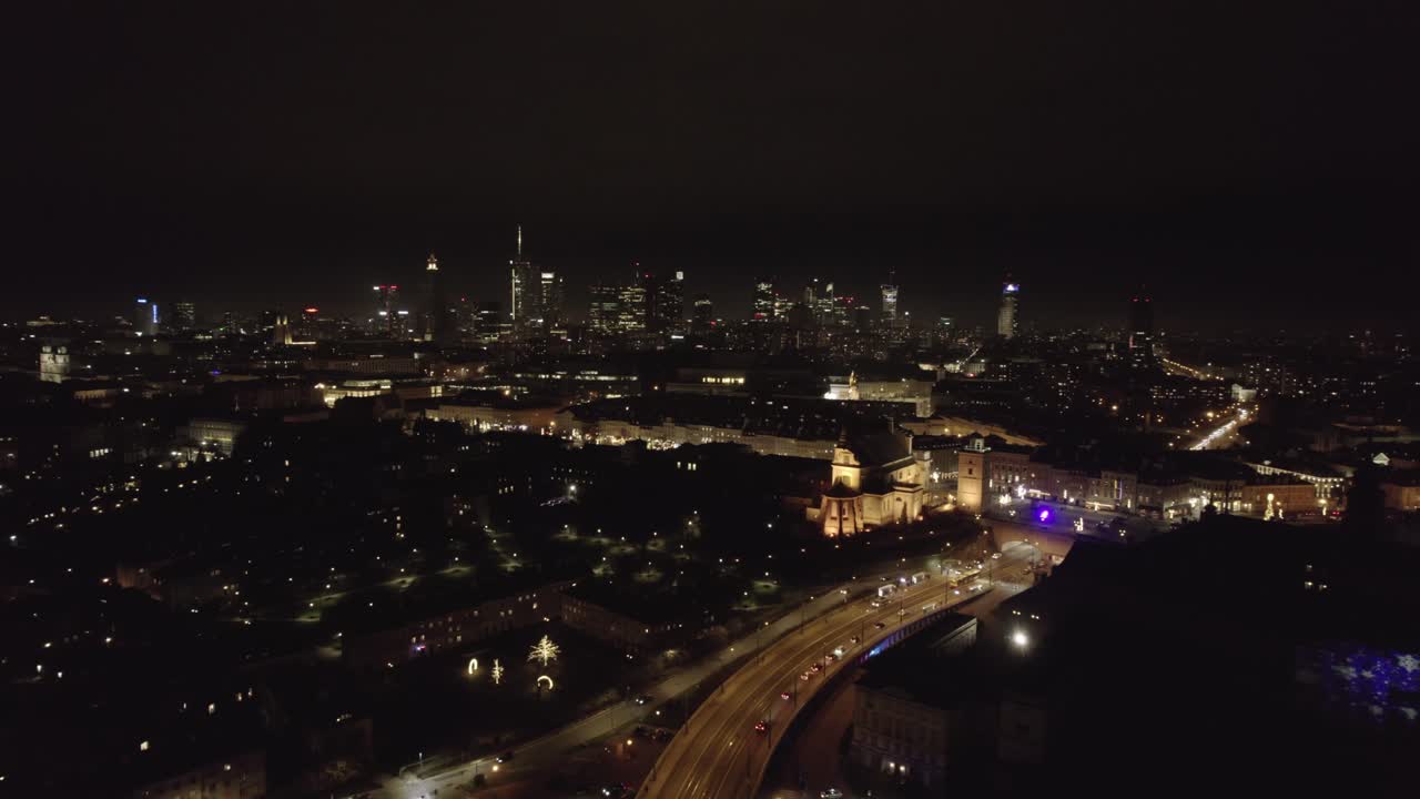 밤의 바르샤바 드론 촬영