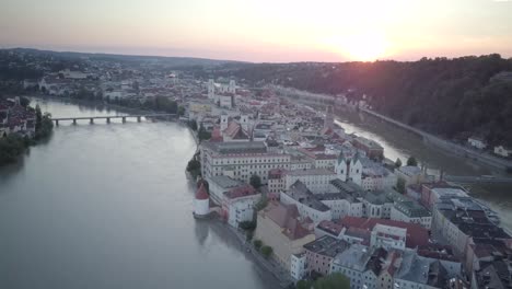 Drone-Shot-of-the-Historic-city-of-Passau,-Germany