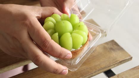 delicious green grape tart