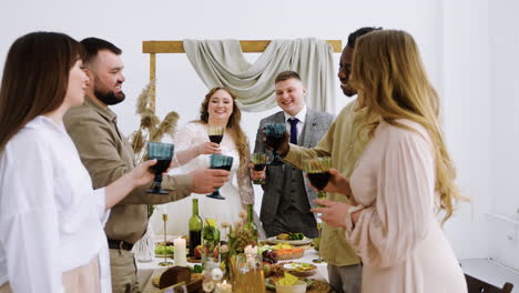 People-enjoying-the-banquet