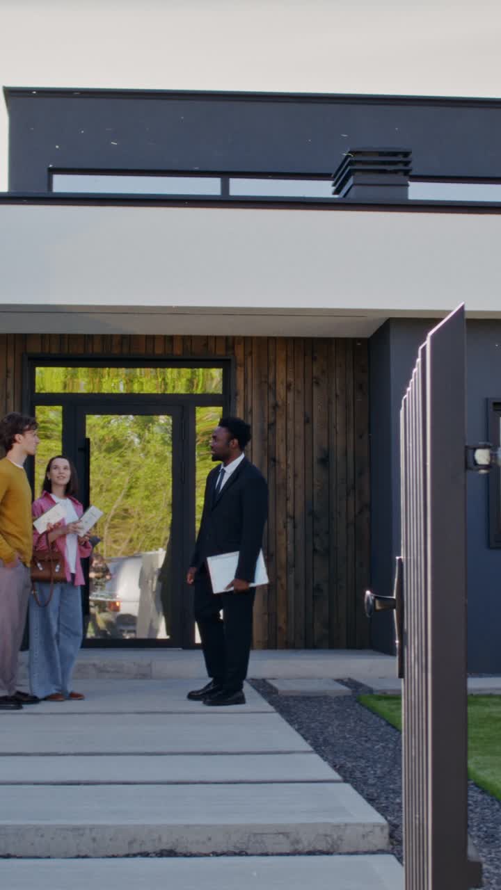 Real Estate Open House