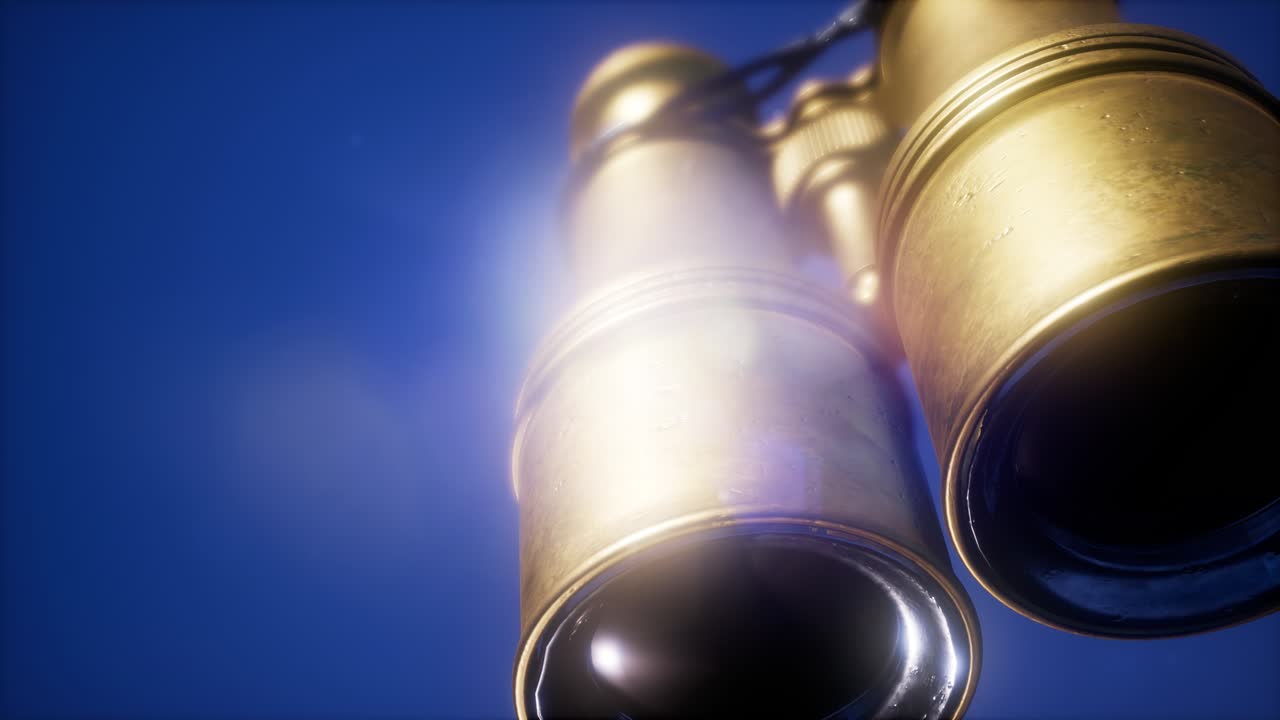 4k súper cámara lenta volando viejos binoculares militares