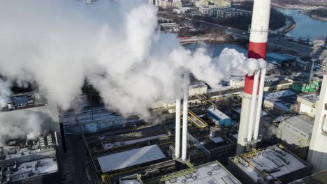 Central-Térmica-Para-Generación-De-Calor-Y-Energía-En-Varsovia.