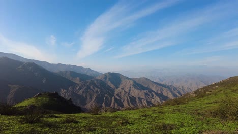 Paisajes-De-Los-Andes-Peruanos.-Paisaje-De-Montaña