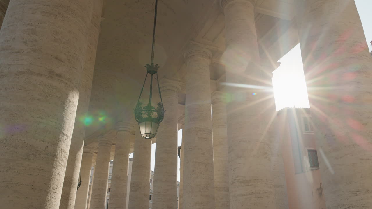 Architectural view of columns and lamp