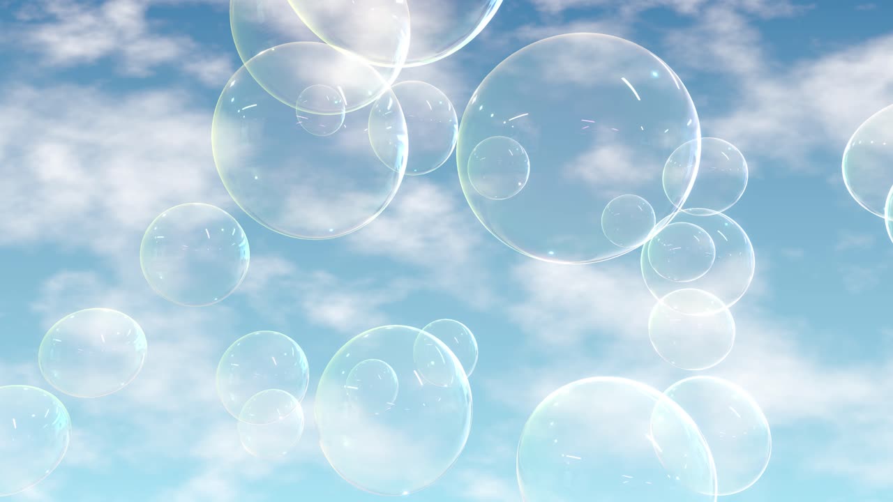 Bolle di sapone iridescenti fluttuano orizzontalmente attraverso un cielo azzurro brillante con soffici nuvole bianche.