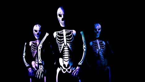 Skeleton-Dance-4K-13