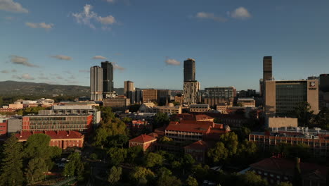 4k-Drohne-Adelaide-City-Sonnenuntergang-Australien