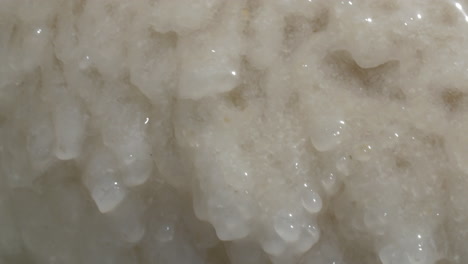 Crystal-salt-formation-in-Dead-Sea