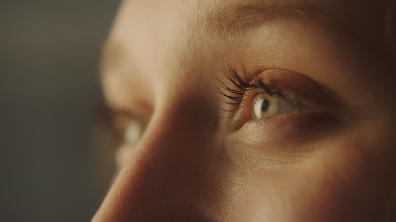 retrato en primer plano de una mujer sonriente