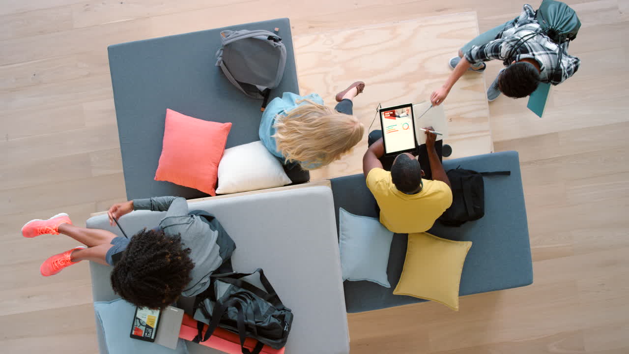 gente de negocios, reunión de productividad con digital