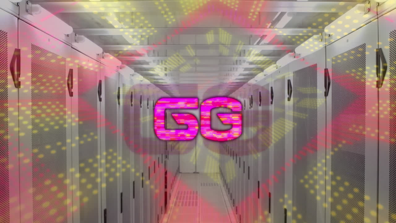 animación de texto 6g y rombos túnel sobre la sala del servidor de datos