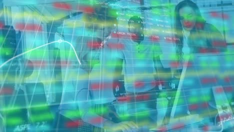 animación del procesamiento de datos financieros sobre personas de negocios que trabajan en la oficina