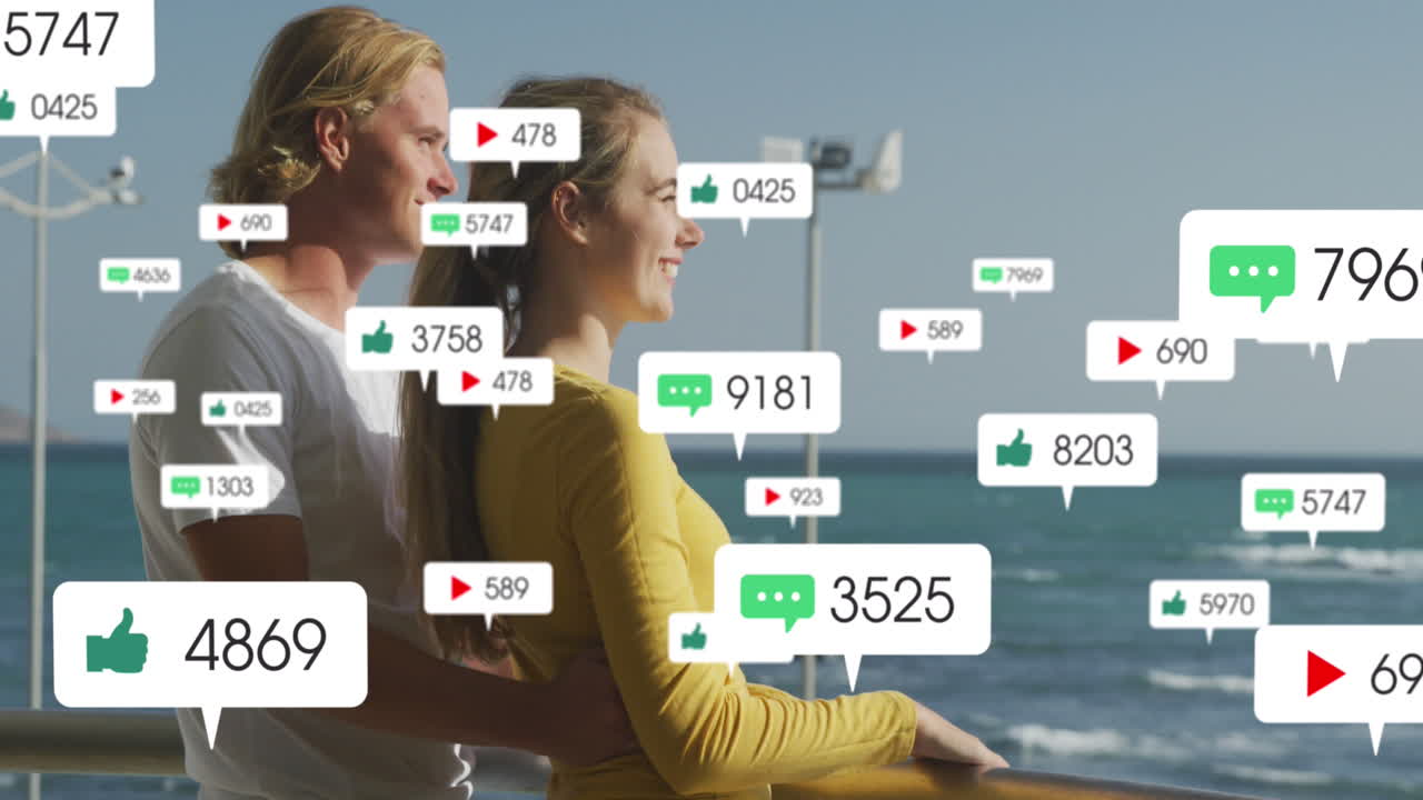 해변에서 행복한 커플에 대한 소셜 미디어 아이콘의 애니메이션