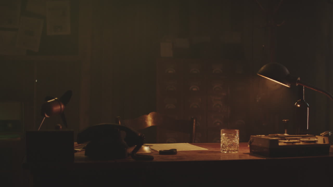 la oficina de un detective de época