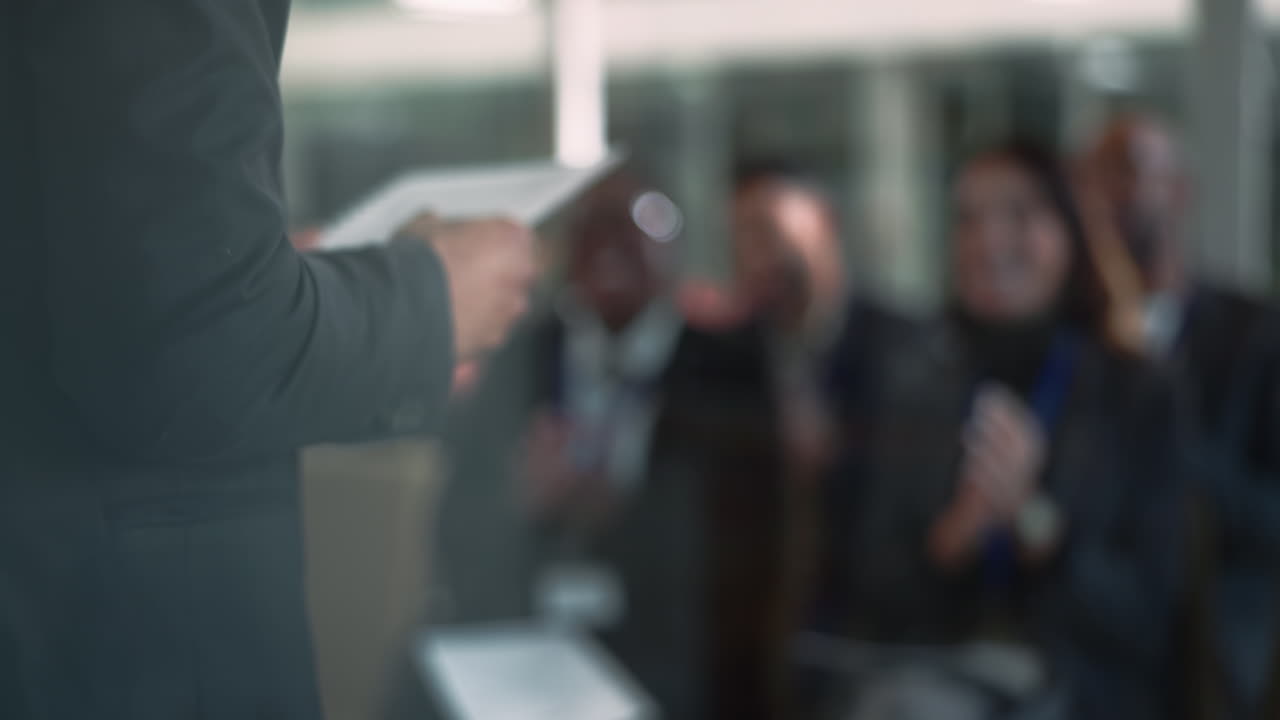 비즈니스 프레젠테이션과 박수