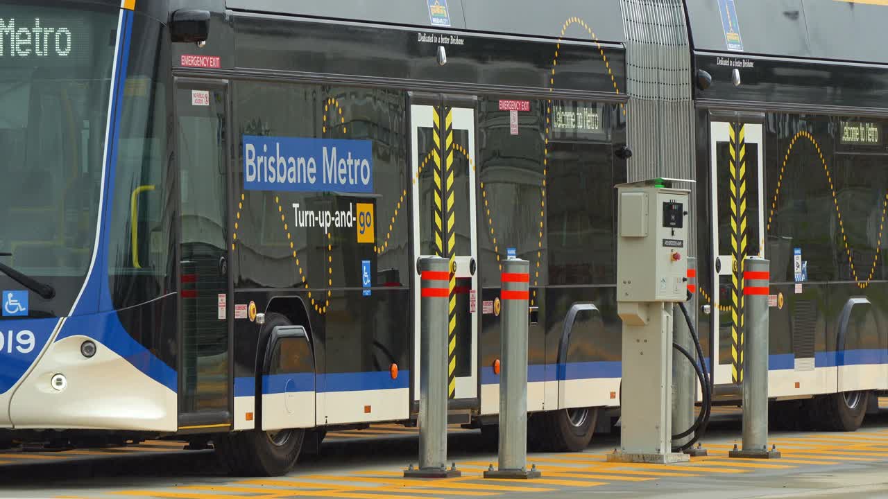 Brisbane Metro Electric Bus Charging at Station