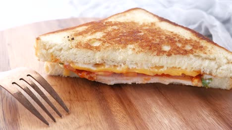 grilled cheese sandwich with ham and cheese