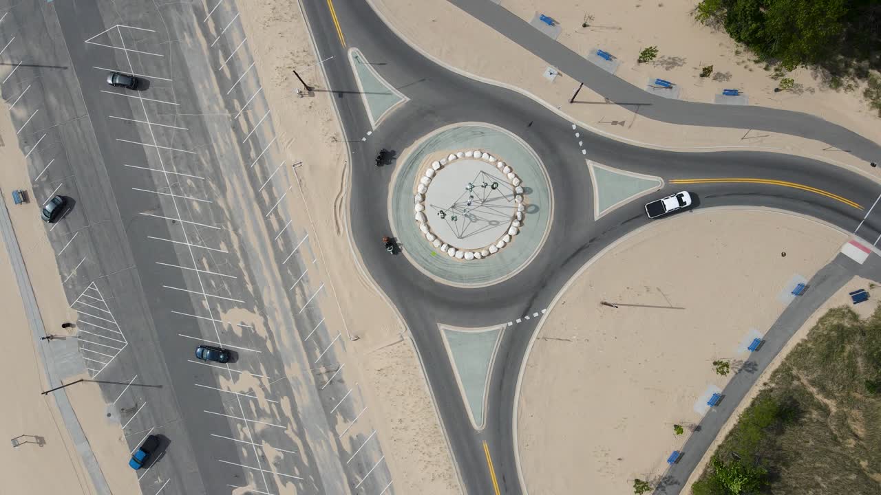 rotonda en pere marquette a principios de verano