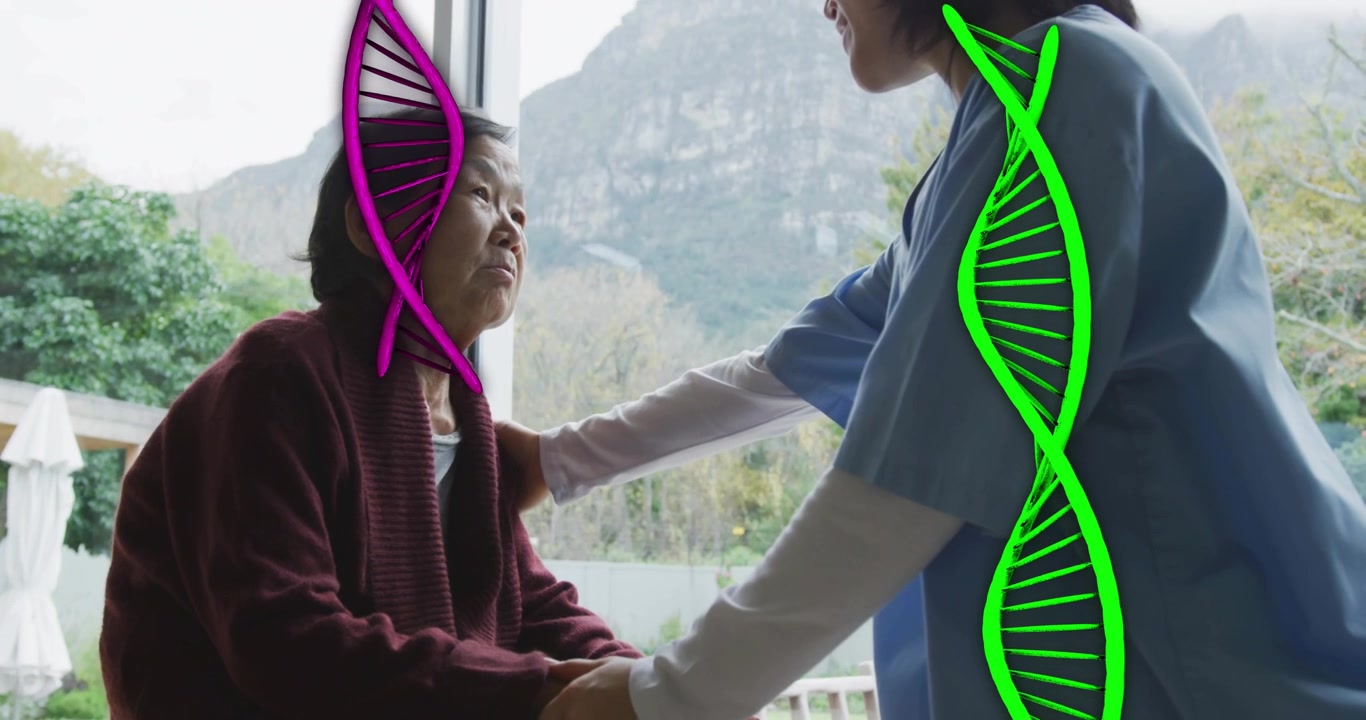 Plejer placerer hånd på ældre kvindes skulder, støtter holdning med sundheds-DNA-helix-grafik.
