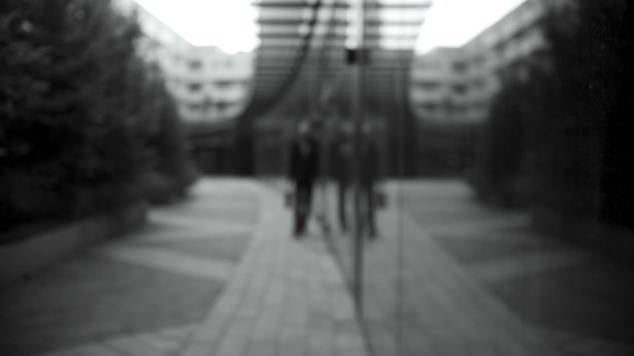 도시 를  ⁇ 고 있는 사업가