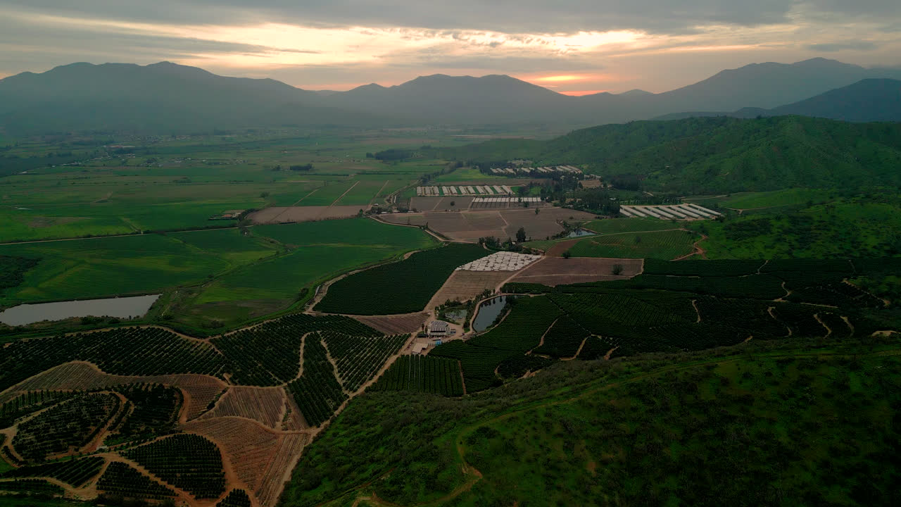 santiago de chile naturaleza horizonte al amanecer rural