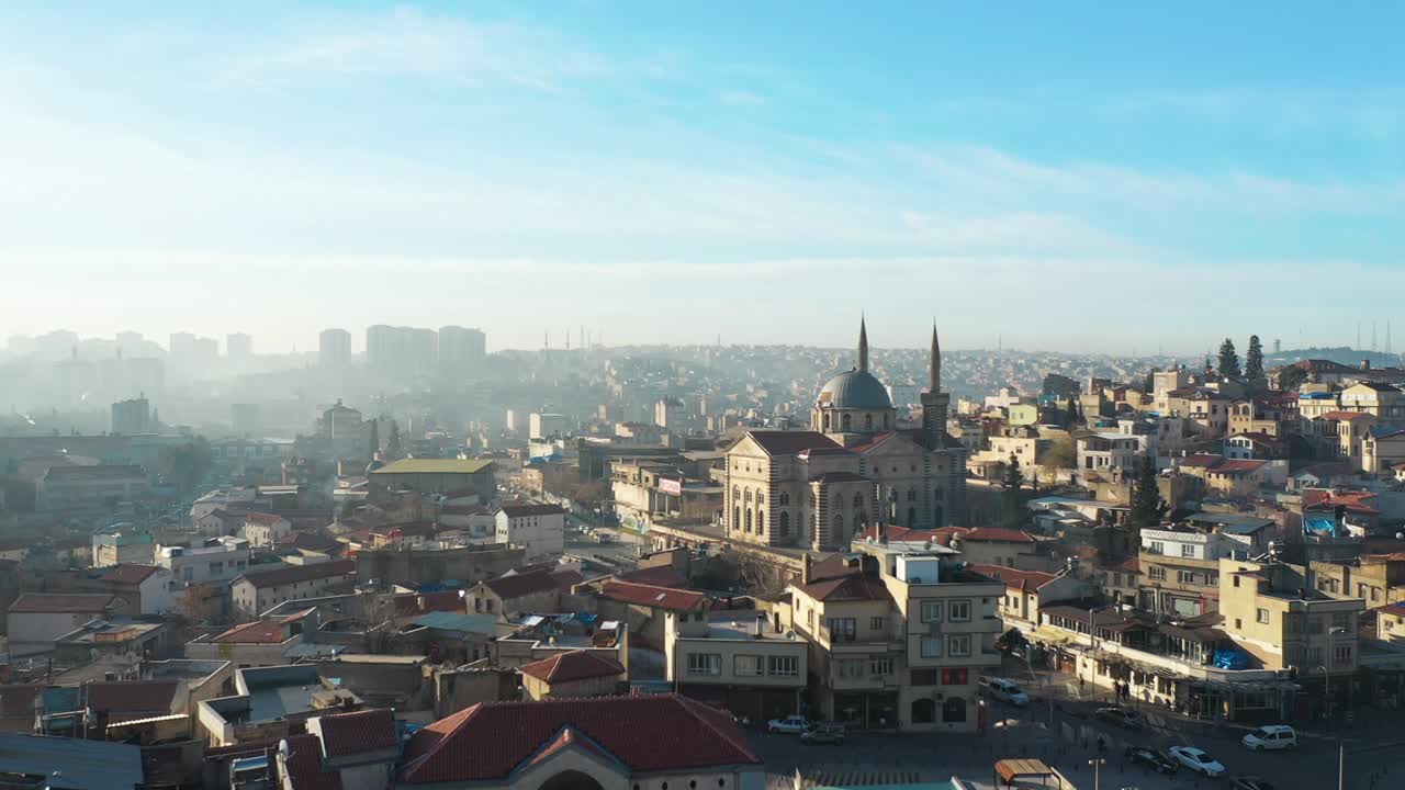 Vista aerea del paesaggio urbano di Gaziantep in Turchia. Filmato 4K in Turchia