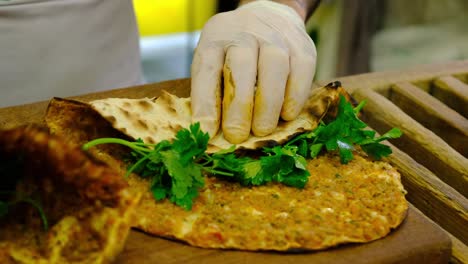 comida turca y cocina turca (lahmacun)