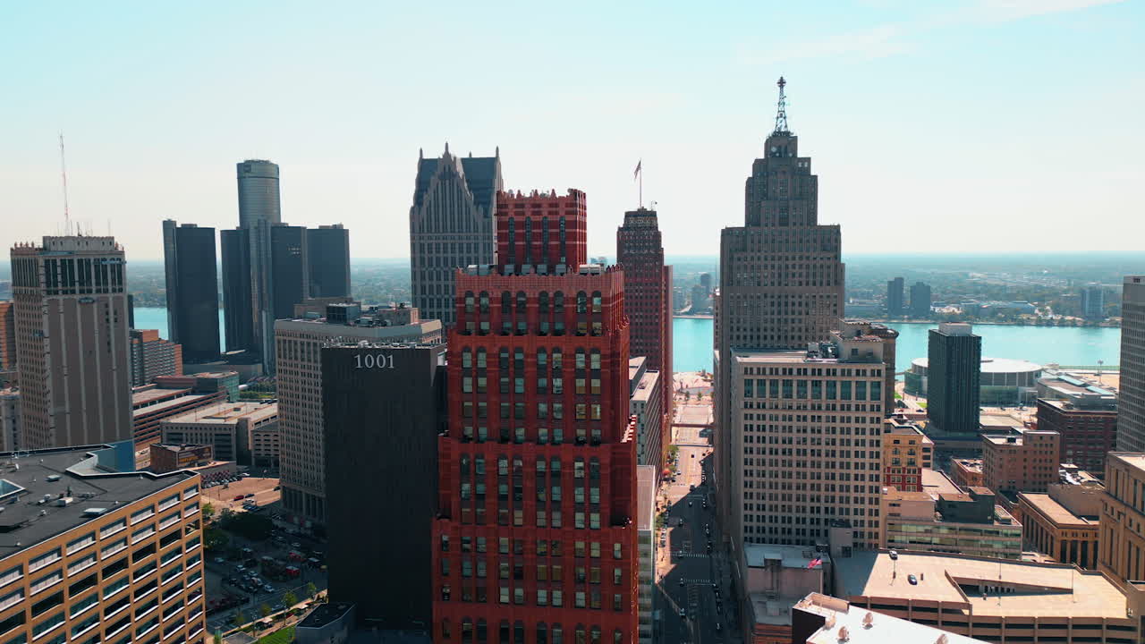 Detroit, USA, 28 July 2025: Approaching beautiful high-rise old-fashioned buildings. Skyscrapers of Detroit, Michigan, USA
