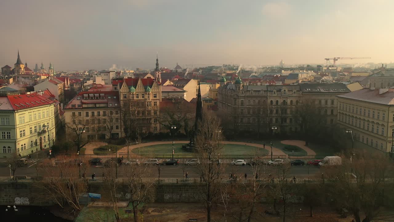 Praga, Fontana di Kranner, Fiume Moldava, Repubblica Ceca, Drone