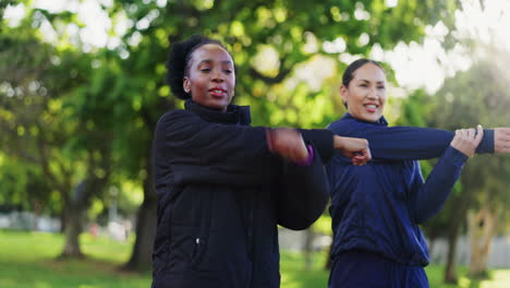 Mujeres-Interraciales,-Fitness