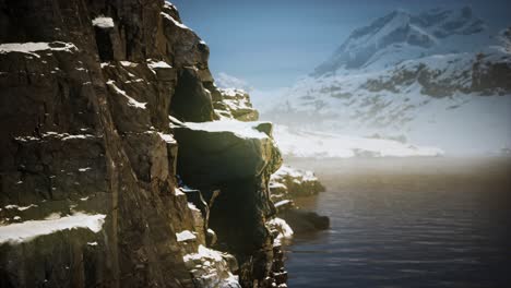 snow-covered-mountains-in-northern-ocean