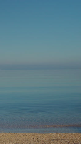 Hermosa-Playa-Y-Costa-En-Grecia-En-Vertical