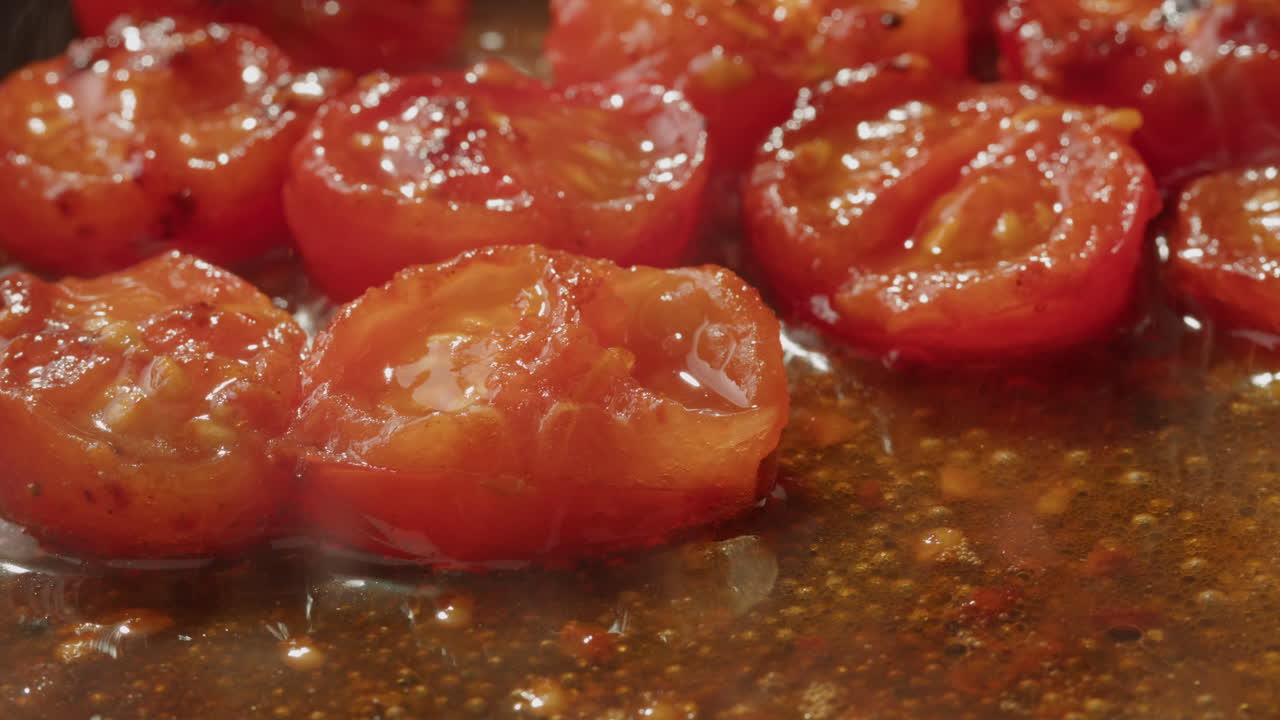 Roasted Cherry Tomatoes in Pan