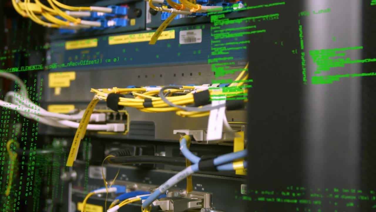 animación del procesamiento de datos en un primer plano del servidor informático