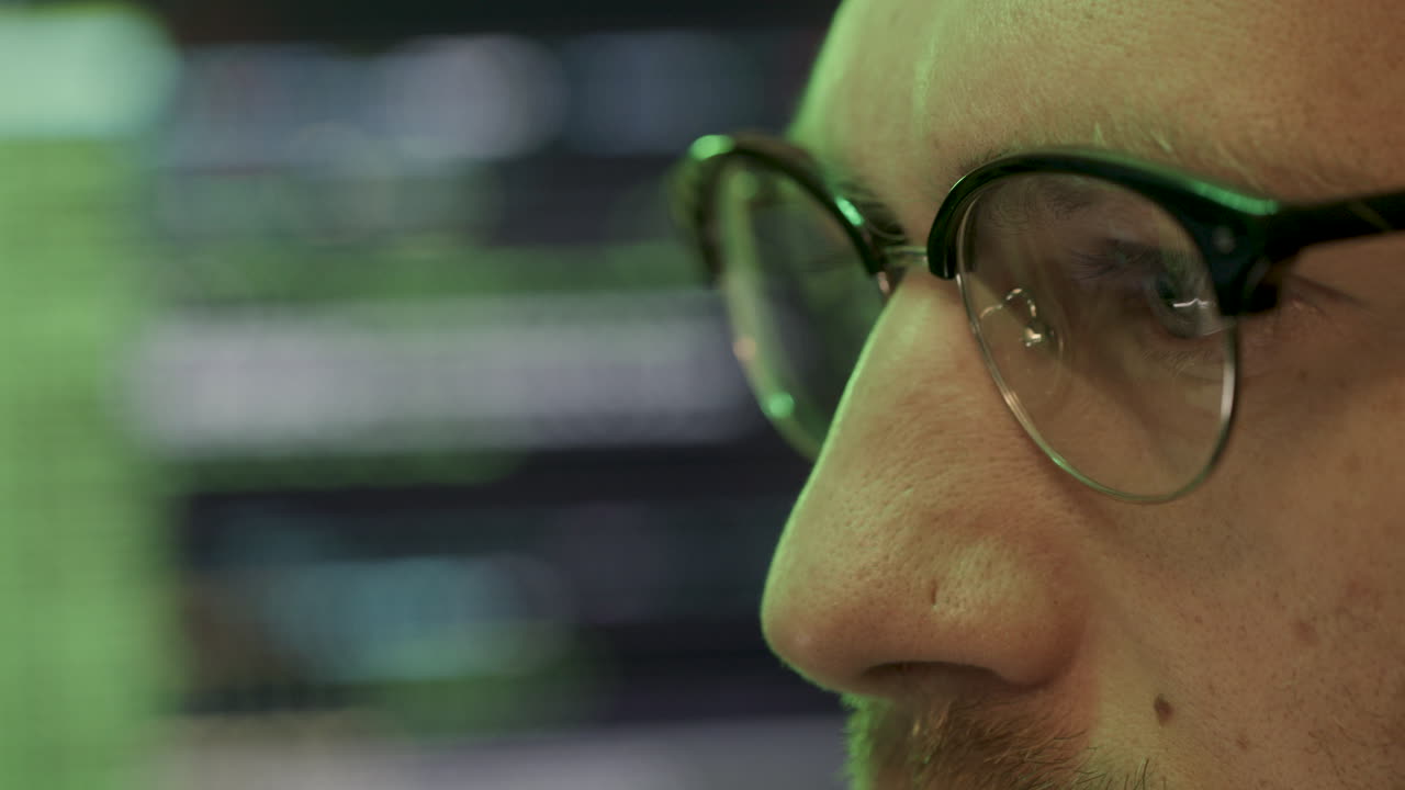 un hombre en el trabajo