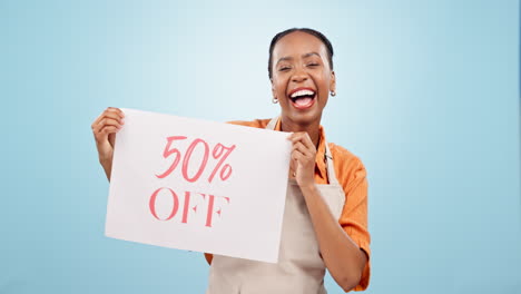 Black-woman,-discount-sign