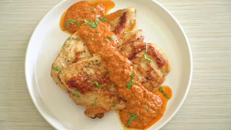 grilled-chicken-steak-with-red-curry-sauce---muslim-food-style