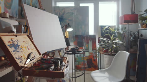 Interior-of-Home-Art-Studio