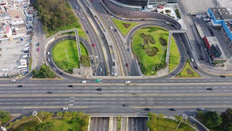 Autobahnwendeschleifen-In-Lima-Peru