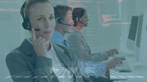 animazione dell'elaborazione dei dati su diversi uomini d'affari che utilizzano cuffie telefoniche