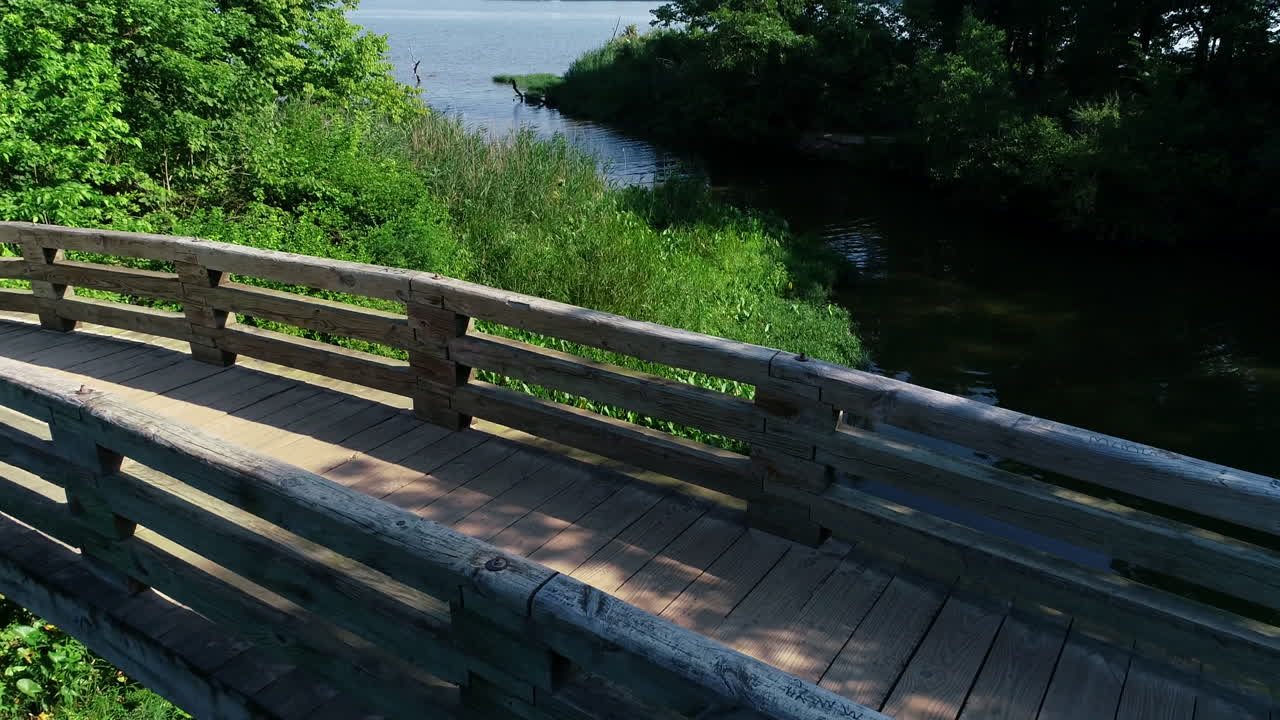 다리의 공중 사진