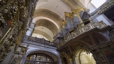 an inside view of a portuguese monastery, called 'santa mafalda de arouca monastery' containing a museum of sacred art within, located in arouca