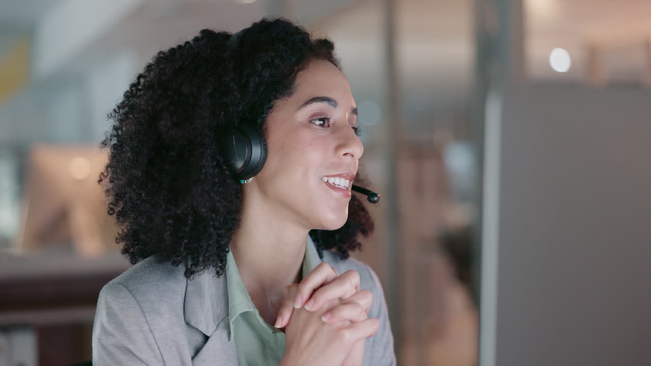 Business woman, call center