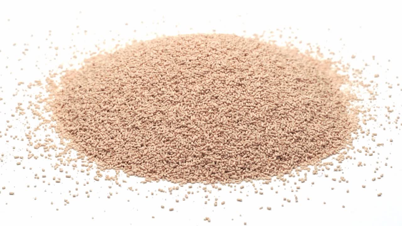 건조 된 활성 효모는 색, 원활한 루프 회전에서 분리됩니다.