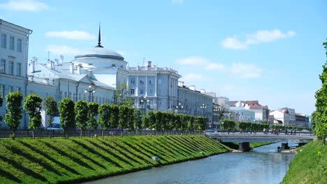 european city canal scene