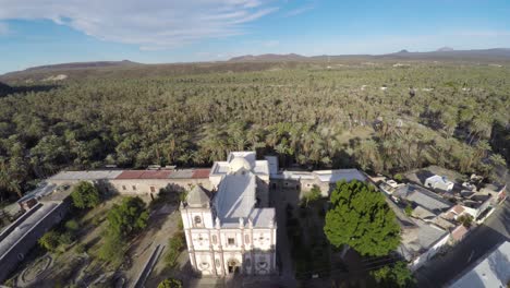 toma aerea de la mision jesuita san ignacio, municipio mulege, baja california sur