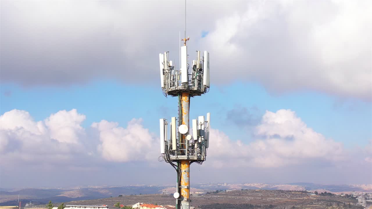 torre de telecomunicaciones