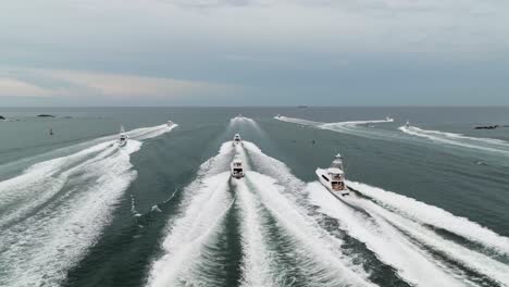 barco que sale de la antigua bahía de san juan después del 70o torneo internacional de billfish 13